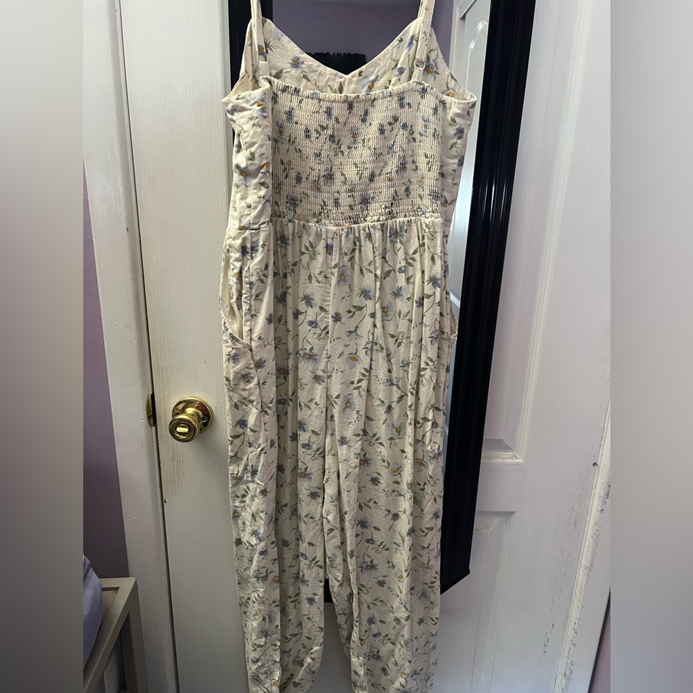 Old Navy Floral one piece spaghetti strap jumpsuit - Picture 2 of 3